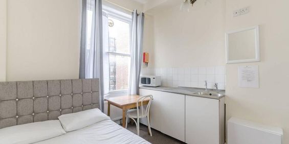 Studio to rent - Photo 3