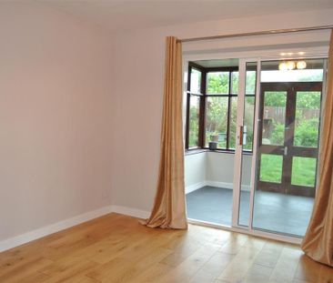 3 bedroom detached house to rent - Photo 2