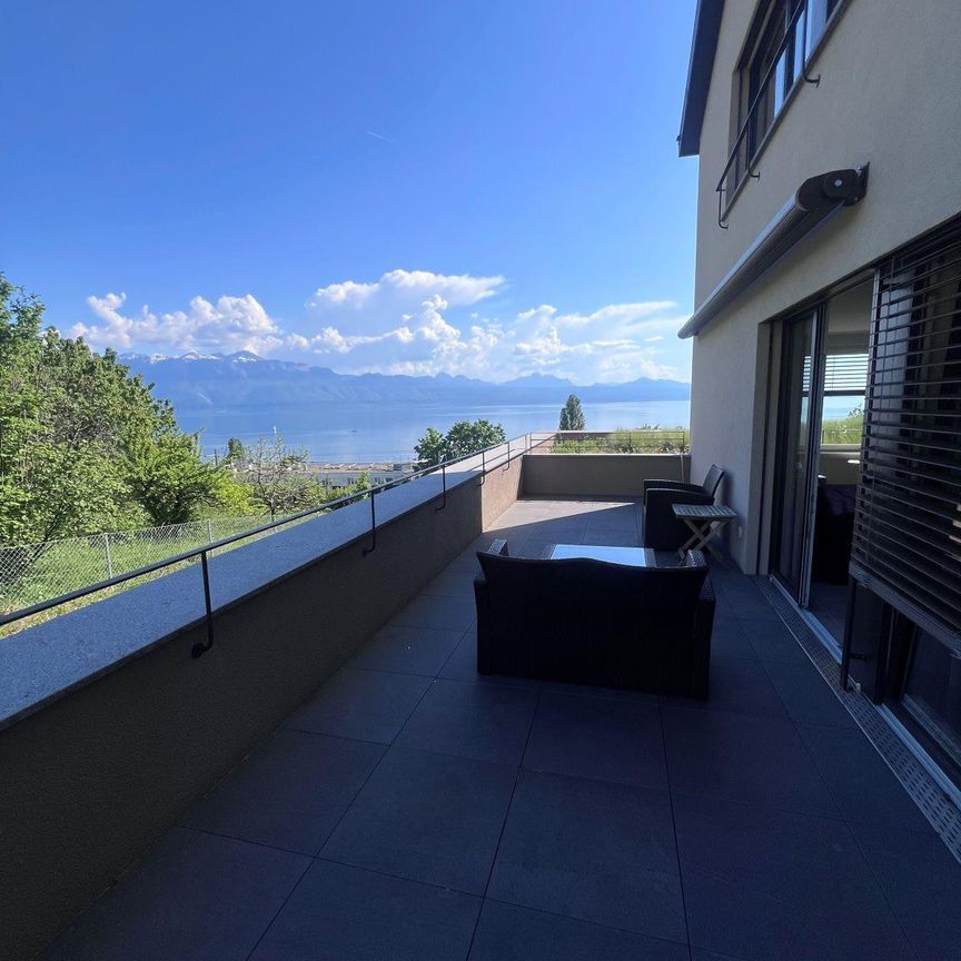 Appartement moderne de 2.5 pièces avec vue exceptionnelle sur le lac et les montagnes - Foto 1