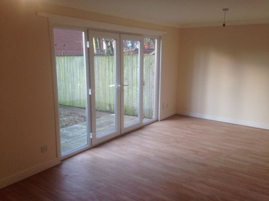 2 bedroom semi-detached house to rent - Photo 1