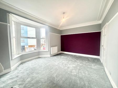 4 bedroom terraced house to rent - Photo 2