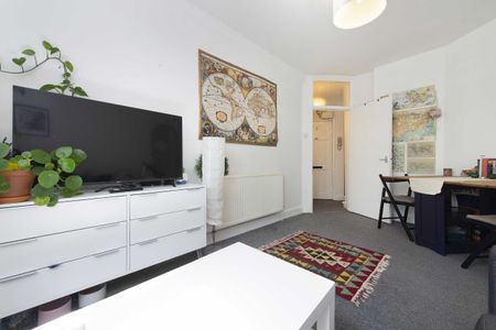 Hastings Street, Queen Alexandra Mansions, WC1H, London - Photo 3