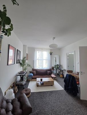 1 Bed Flat, Norwood Road, SE27 - Photo 1