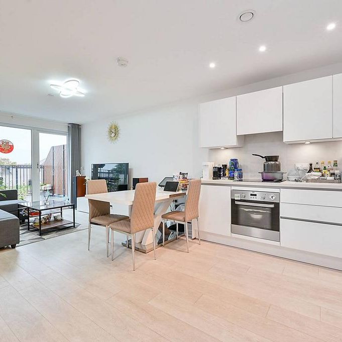 1 bedroom flat to rent - Photo 1