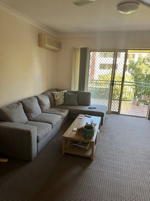 Nundah - Photo 1