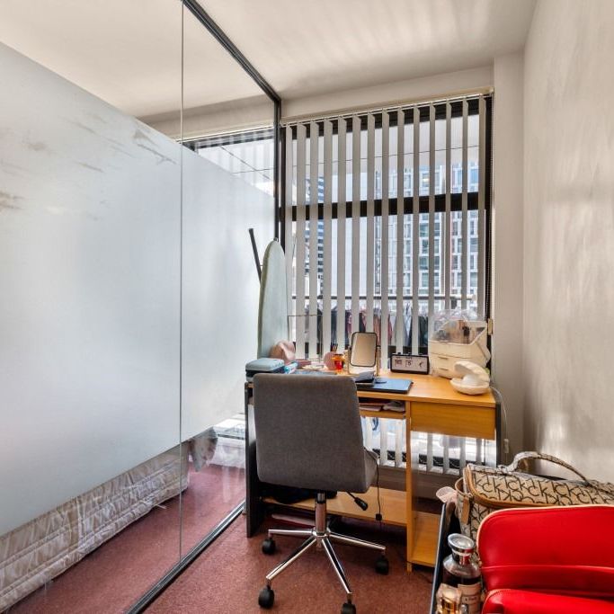 Don't miss out! - Photo 1