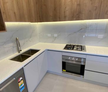 Brand New & Modern Living - Photo 1