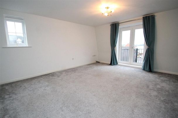2 bedroom end of terrace house to rent - Photo 1