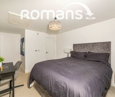 2 bedroom coach house to rent - Photo 6