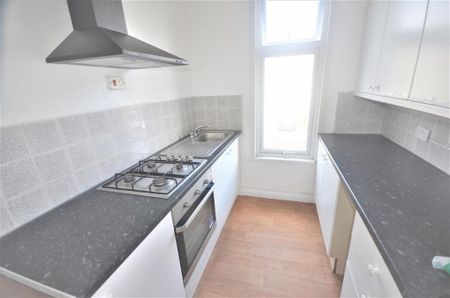 2 bedroom terraced house to rent - Photo 5
