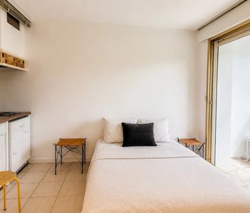 Location Appartement 1 pièce 17m² CANNES 06400 - Photo 2