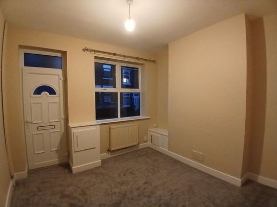 2 bedroom house to rent - Photo 1