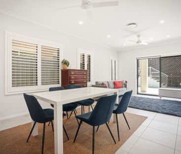 13 Fernyhough Street, Rouse Hill NSW 2155 - House For Rent | Domain - Photo 4