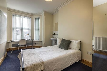 8 bedroom house to rent - Photo 4