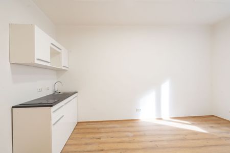 Schillerstraße – Frisch sanierte 1-Zimmer-Wohnung in zentraler Linzer Bestlage! - Photo 3