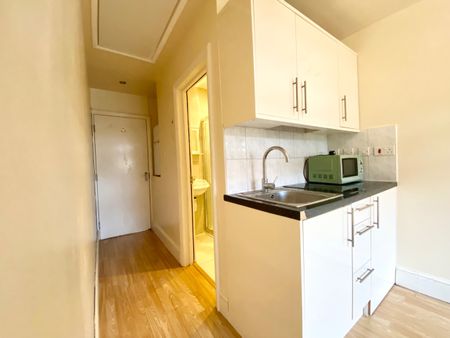 Studio Flat, Lydford Road, NW2 - Photo 3
