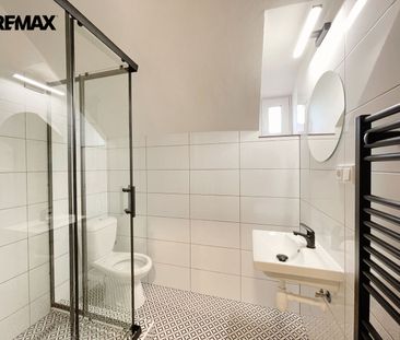 Pronájem bytu 1+kk v osobním vlastnictví 45 m², Lety - Photo 3