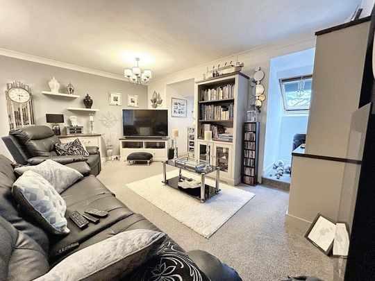 2 bedroom apartment to rent - Photo 1