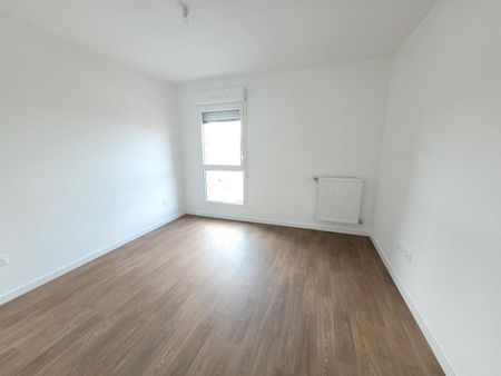 location Appartement T2 DE 44.01m² À ARMENTIERES - Photo 4