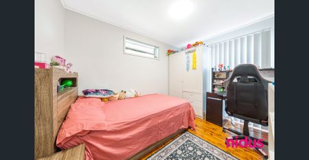 Family-Friendly 3-Bedroom Home with Water & Electricity Included - Photo 4