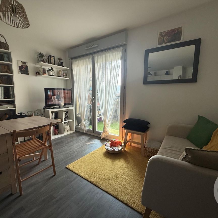 Location Appartement 2 pièces 40m² COULOMMIERS 77120 - Photo 1