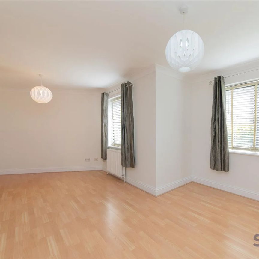 Tollington Way, London, N7 6FP - Photo 1