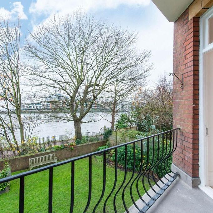 3 bedroom flat to rent - Photo 1