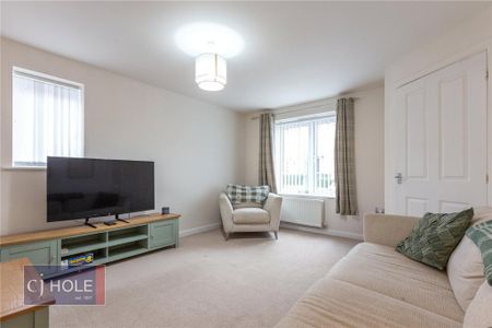 3 bedroom semi-detached house to rent - Photo 5