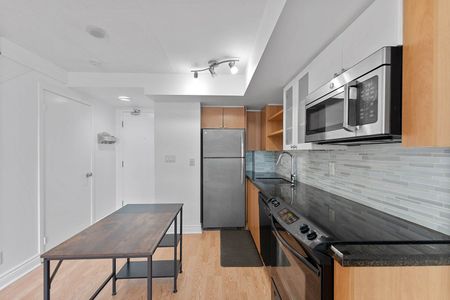 For Lease - 600 Fleet Street Unit# 831, Toronto, Ontario - Photo 2