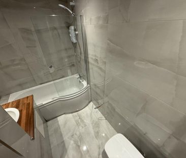 2 bedroom terraced house to rent - Photo 5