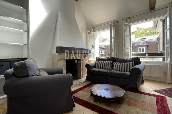 Appartement à louer à Paris 5Ème - Photo 1