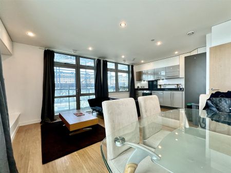 Ross Way, London - Photo 2