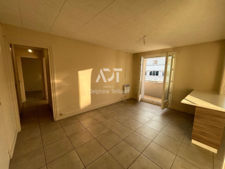 Location Appartement 3 pièces 55m² GRENOBLE 38100 - Photo 2