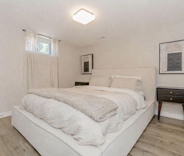 For Lease - 3542 Ashcroft Crescent, Mississauga, Ontario - Photo 3