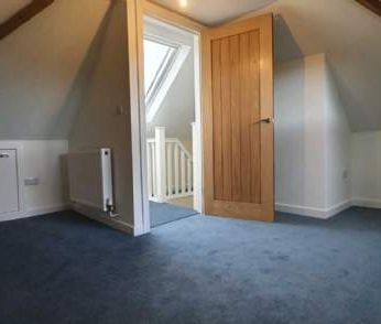 3 bedroom property to rent in Lyme Regis - Photo 4