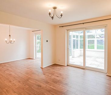Reedsmere Close, Stockton Heath, Warrington, WA4 - Photo 2