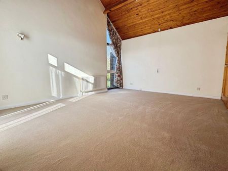 3 bedroom detached house to rent - Photo 2