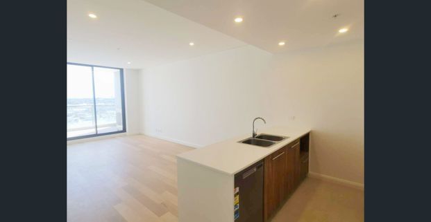 1 bedroom apartment with stunning view - Photo 1