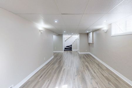 For Lease - 326 Rosedale Drive Unit# Bsmt, Whitby, Ontario - Photo 4