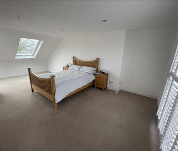 4 bedroom semi-detached house to rent - Photo 6
