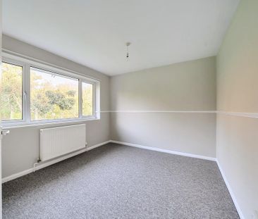 3 bedroom bungalow to rent - Photo 3