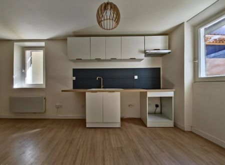 Location Appartement 3 pièces 48m² AUBAGNE 13400 - Photo 2