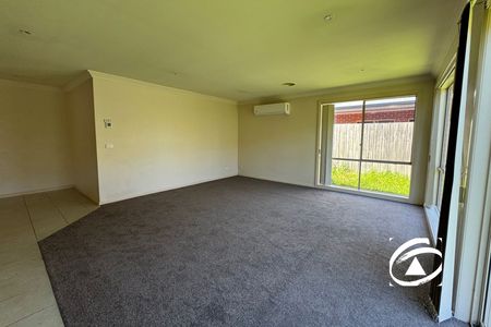 73 Melzak Way, 3806, Berwick Vic - Photo 3