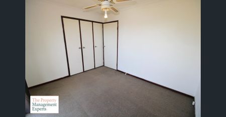 Three Bedroom Home In Great Location! - Photo 3
