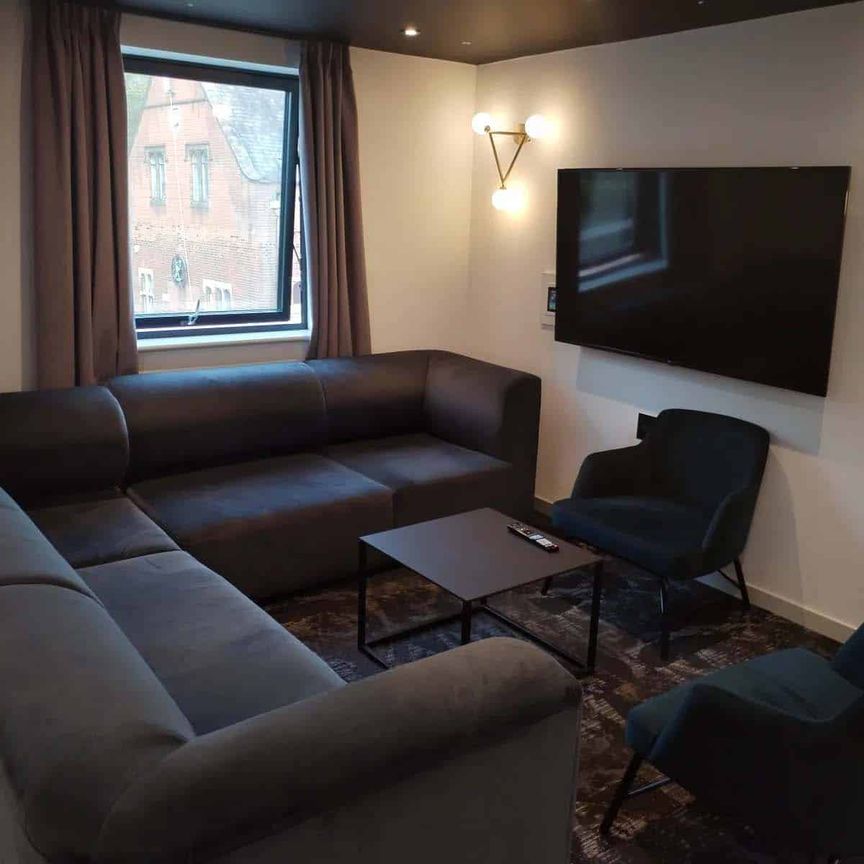 Silver Studio - Photo 1