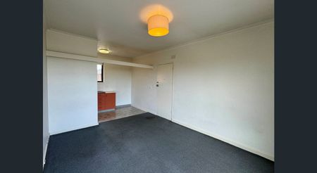 Inviting 1 bedroom apartment - Photo 4