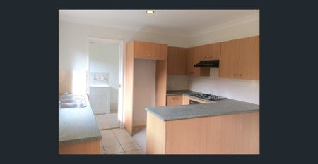 CENTRAL TO SHOPS & NECESSITIES IN PARRAMATTA - Photo 2