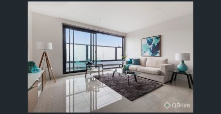 Attractive Designer Living - Photo 5