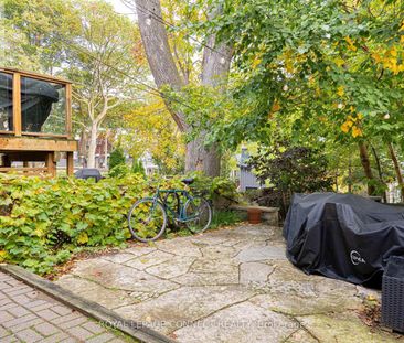 #Bsmt - 389 Ashdale Avenue – Toronto E01, Ontario - Photo 1