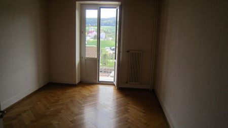 Bel appartement de 4,5 pièces au 2ème étage avec balcon - Photo 3